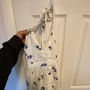 Floral Halter top tie up from A&E🤍